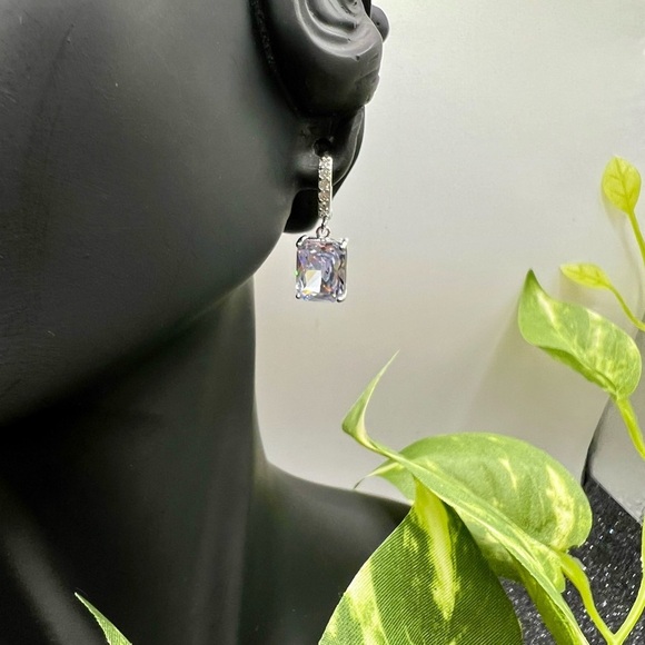 New Princess Cut Lavender & Silver Iridescent Crystal Pierced Drop Earrings - Picture 6 of 10